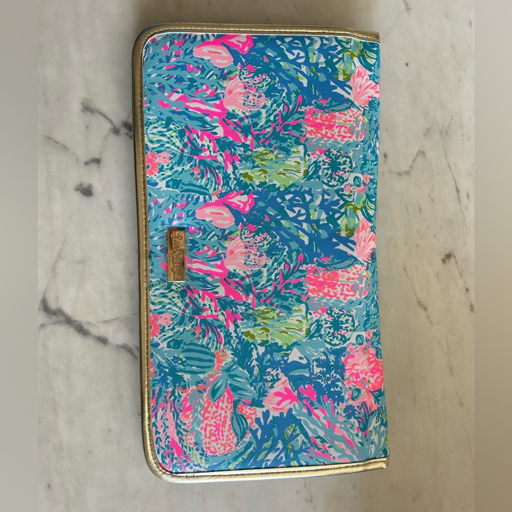 Lilly Pulitzer toiletries kit